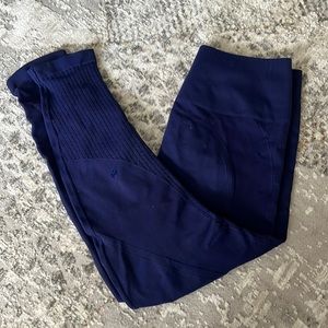 Lululemon Navy Blue Thick Sweater Material Leggings